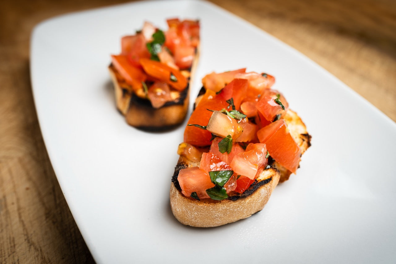 Bruschetta al pomodoro e basilico